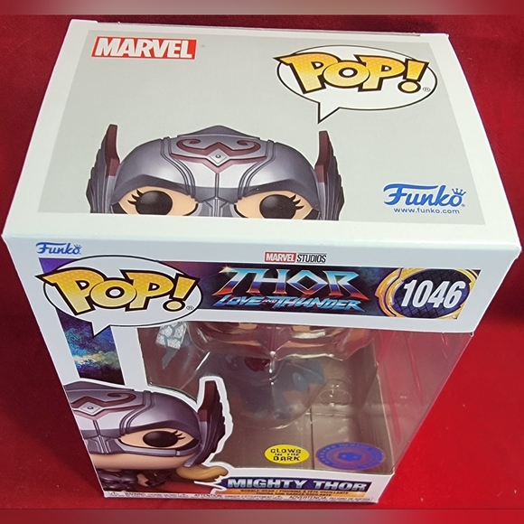 Mighty Thor pop in a box Exclusive funko # 1046 (nib) - Picture 5 of 8